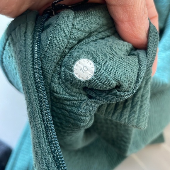 Lululemon I 10 - Picture 7 of 14